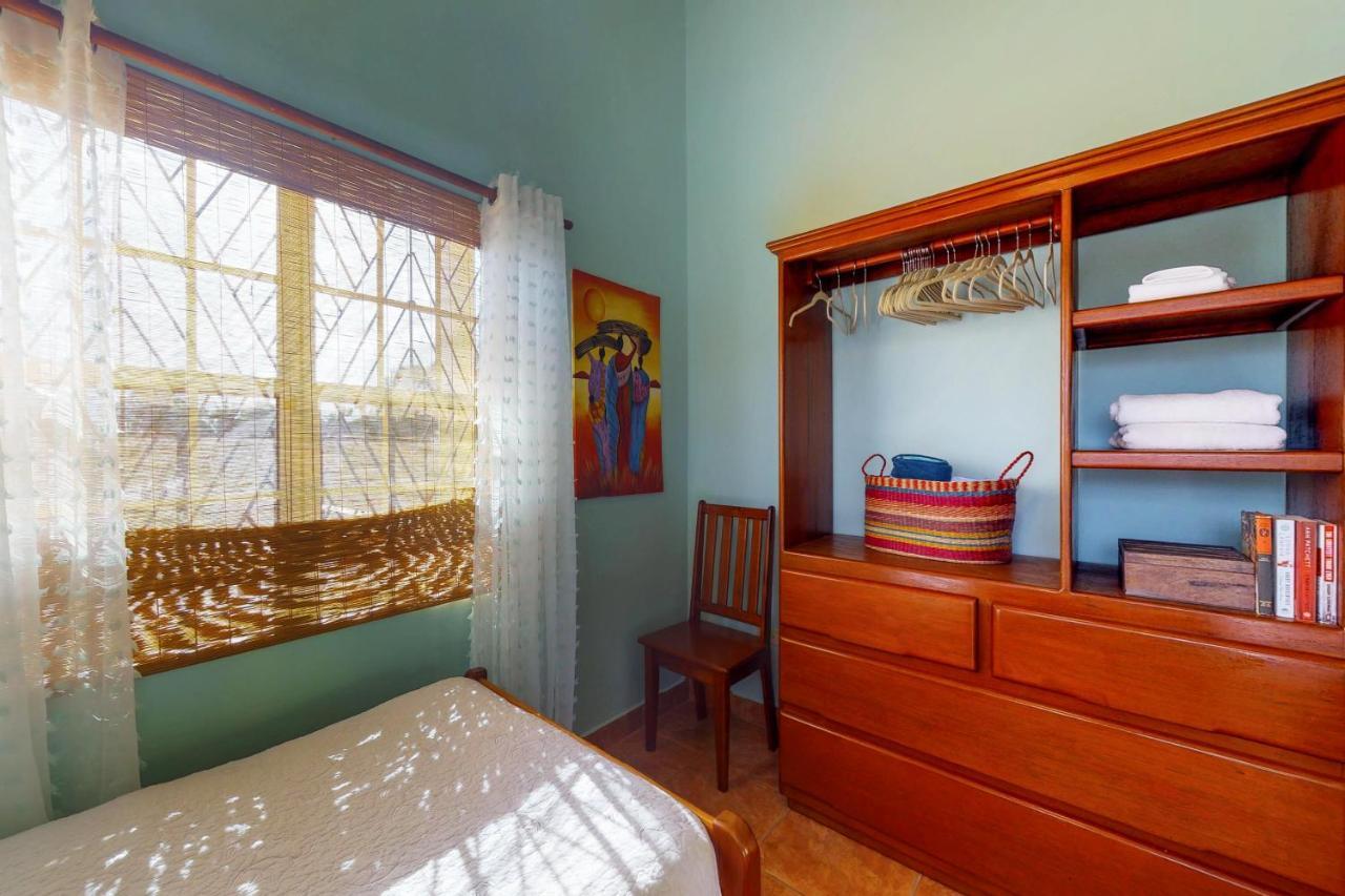 Mirasol Villa Placencia Екстериор снимка